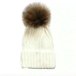 ❄️ Ivory Fur Pom Pom Sweater Hat
